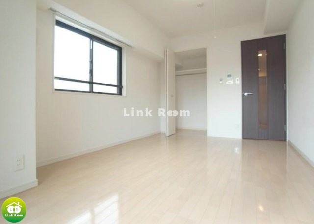 グローバン本所吾妻橋の居間・リビング