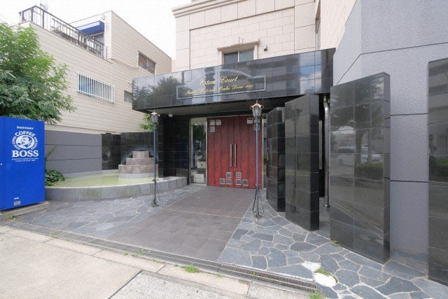 エステムコート難波ＷＥＳＴ−ＳＩＤＥ大阪ドーム前のエントランス