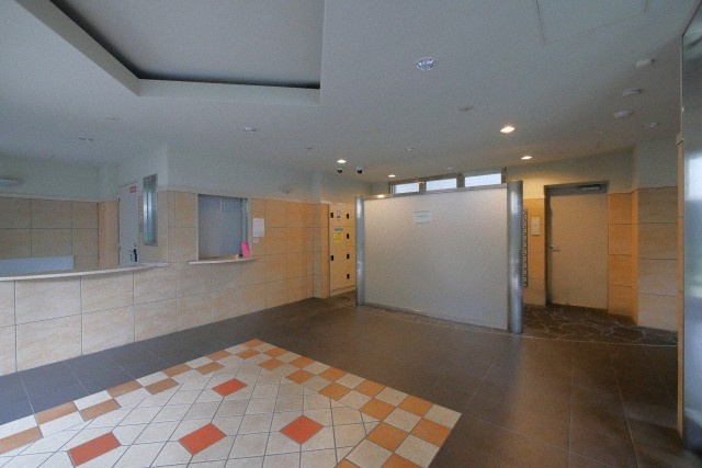 エステムコート難波ＷＥＳＴ−ＳＩＤＥ大阪ドーム前のロビー