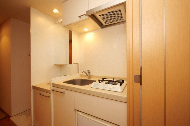 エステムコート難波ＷＥＳＴ−ＳＩＤＥ大阪ドーム前のキッチン