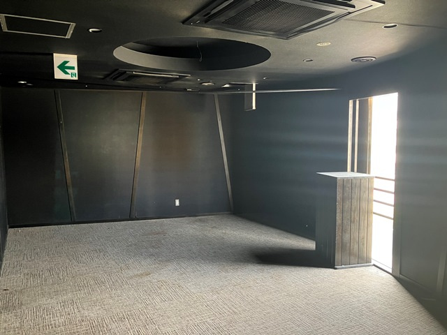 豊橋市駅前大通一丁目32-2ビルの居間・リビング|３階