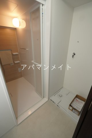 【設備】 | ライオンズガーデン戸塚 | 洗濯機置き場です