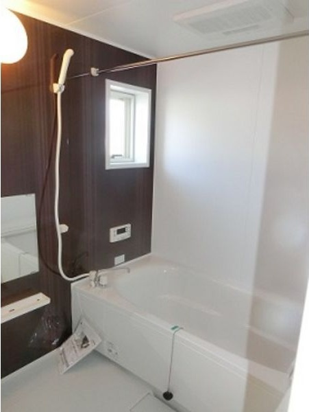 クローバーの浴室