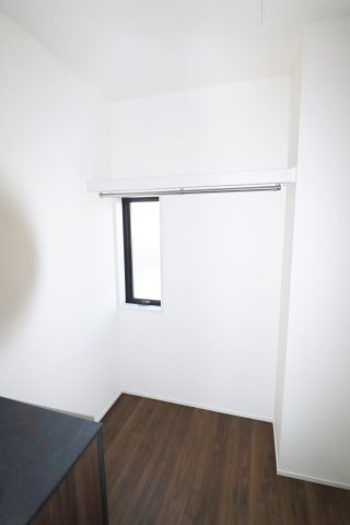 郡山市安積町荒井字安倍　　　　1号棟　　　安積第1小学校、安積中学区　の洗面所