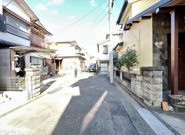 【前面道路含む現地写真】 | 志木市下宗岡4丁目　新築一戸建住宅　全1棟　(志木本店) | 前面道路の様子