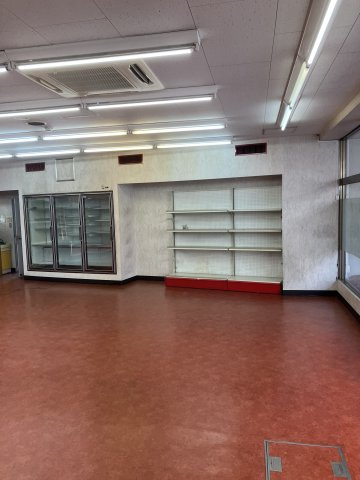 山六ビルの居間・リビング|ゆったり過ごせるリビングです