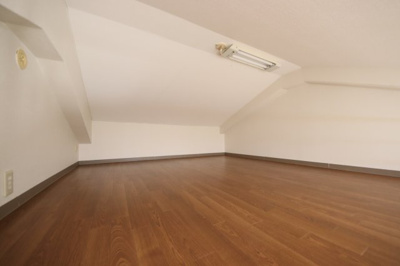 【内装】 | ブラウンコート