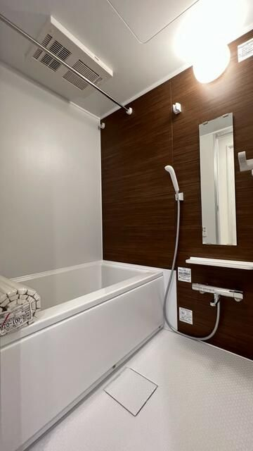 クリスタルコート大山の浴室