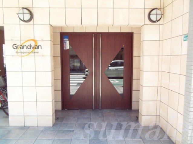 豊島区駒込４丁目の賃貸マンションのエントランス|エントランスです☆