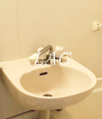 【洗面所】 | アイコート東長崎 | 洗面台です。