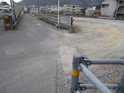 安佐北区可部４丁目の前面道路含む現地写真