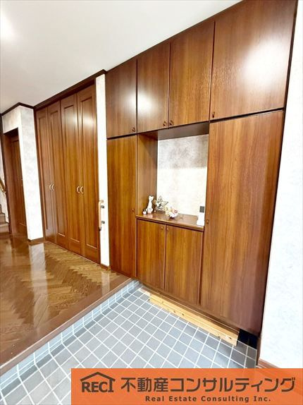 西宮市上田東町　中古戸建の内装