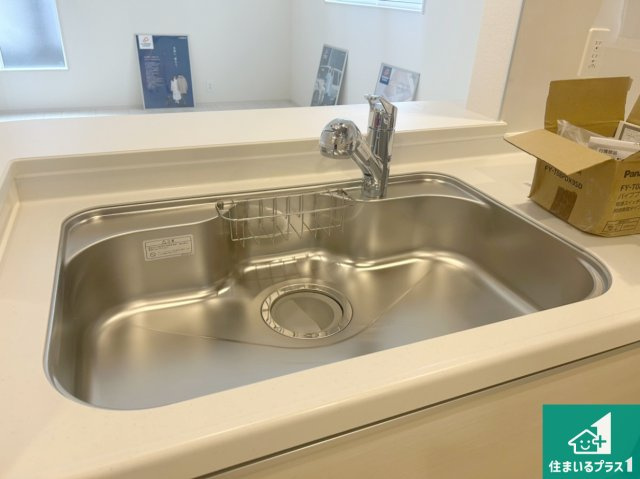 西宮市段上町　新築一戸建ての設備|洗い物も楽にできる、広々シンク！