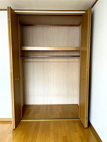 メゾンサンライズの収納|洋室6帖　収納