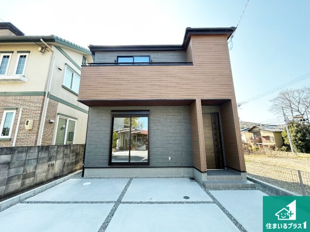 和泉市東阪本町　第3期　新築一戸建ての外観|お客様に長く安心して住んでいだだける事にこだわった家づくり！住んでからのアフターサービスにもしっかりと取り組んでいます！