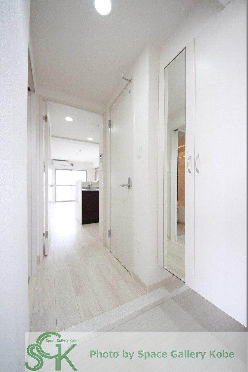 アズール西明石の玄関|※お部屋により仕様が異なる場合がございます※