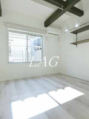 【居間・リビング】 | ハーミットクラブハウスMIE | 洋室のお部屋です。