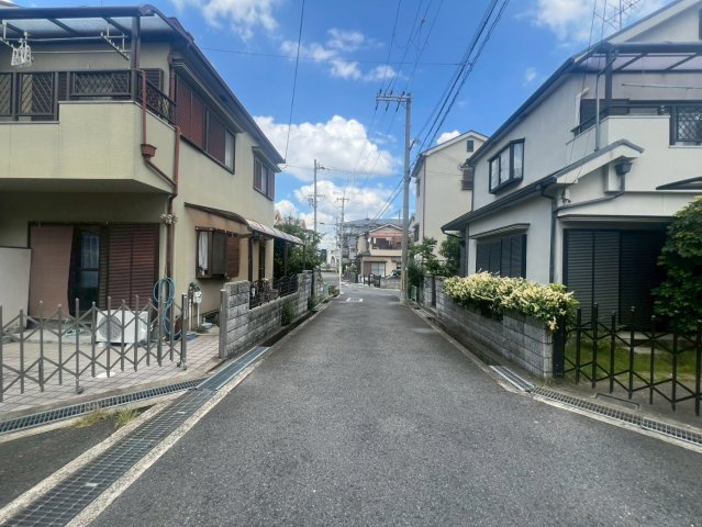 シャーメゾンリーゾスの周辺