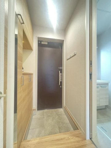 シャーメゾンリーゾスの玄関