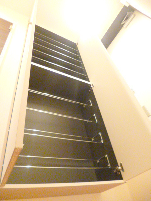 エスポワール宮前の玄関|★大きなシューズボックス★