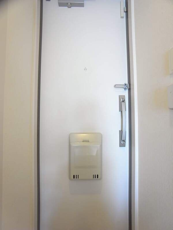 江戸川区北小岩８丁目のアパートの玄関