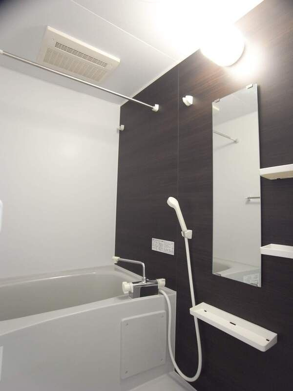 江戸川区北小岩８丁目のアパートの浴室