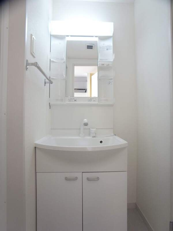 江戸川区北小岩８丁目のアパートの独立洗面台