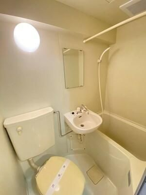 アーバンヒルズ早稲田の浴室