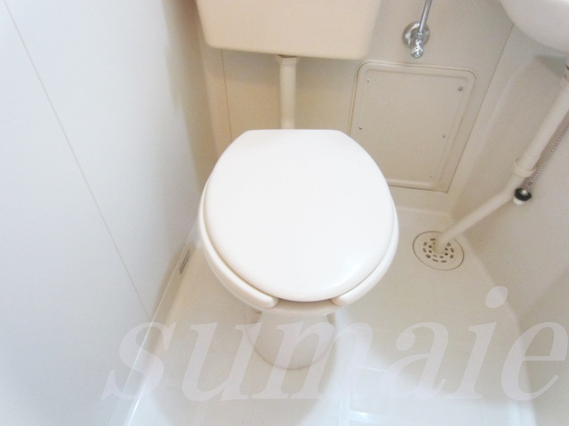 グリーンパーク飛鳥のトイレ|３点ユニットなのでお掃除楽々♪