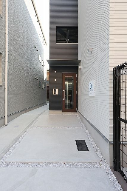 福岡市東区和白４丁目のアパートのロビー