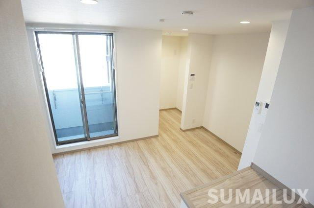 ADC日赤通り南の内装