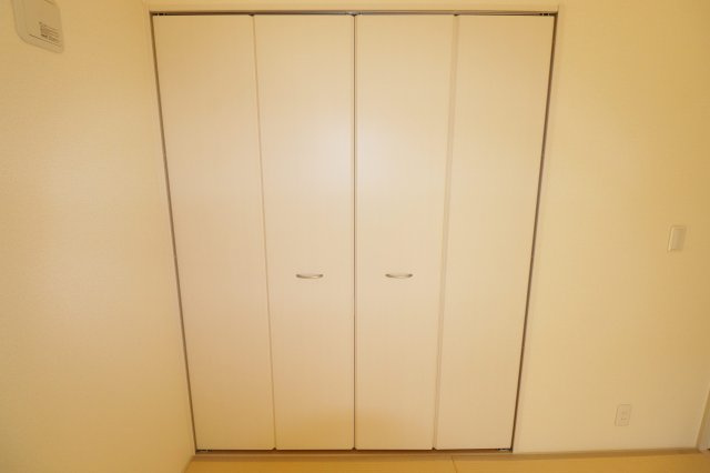 郡山市安積町荒井字安倍　　　　2号棟　　　安積第1小学校、安積中学区　の収納