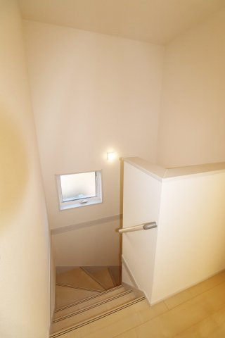 郡山市安積町荒井字安倍　　　　2号棟　　　安積第1小学校、安積中学区　の内装