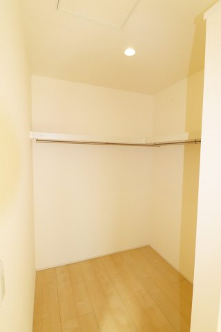 郡山市安積町荒井字安倍　　　　2号棟　　　安積第1小学校、安積中学区　のバルコニー