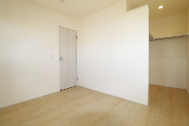 郡山市安積町荒井字安倍　　　　2号棟　　　安積第1小学校、安積中学区　の収納