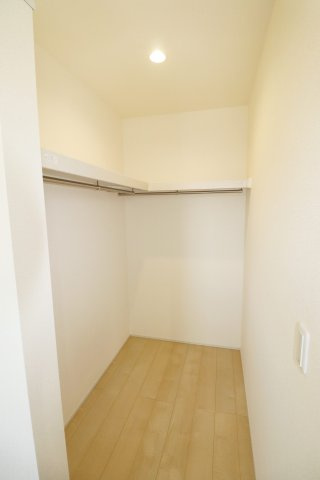 郡山市安積町荒井字安倍　　　　2号棟　　　安積第1小学校、安積中学区　の収納