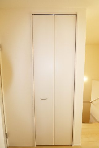 郡山市安積町荒井字安倍　　　　2号棟　　　安積第1小学校、安積中学区　の収納