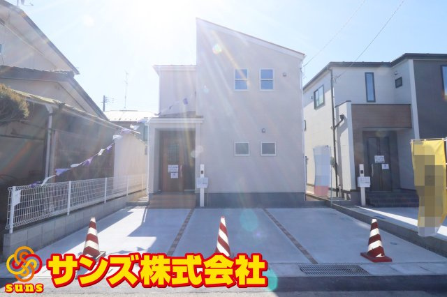 郡山市安積町荒井字安倍　　　　2号棟　　　安積第1小学校、安積中学区　の外観|北側から見た駐車場を含む外観