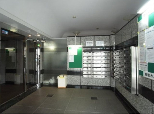 フロール巣鴨のロビー