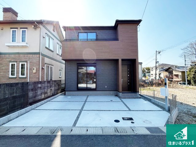 和泉市東阪本町　第3期　新築一戸建ての外観|お客様に長く安心して住んでいだだける事にこだわった家づくり！住んでからのアフターサービスにもしっかりと取り組んでいます！