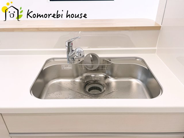 鴻巣市鴻巣　第1　新築一戸建て　クレイドルガーデン　02のキッチン|きれいなキッチンです