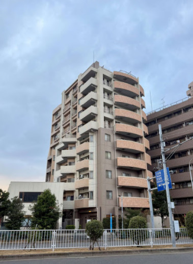 プレジール東大島の外観