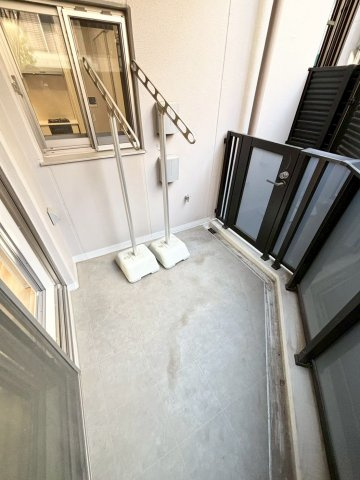 レ・ジェイド松戸のバルコニー