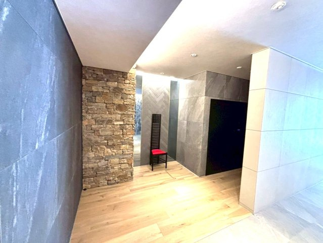 レ・ジェイド松戸のエントランス