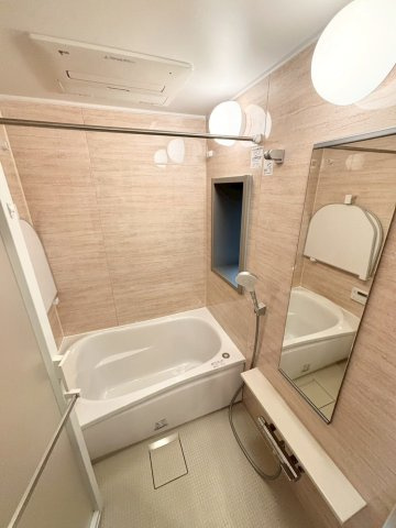 レ・ジェイド松戸の浴室