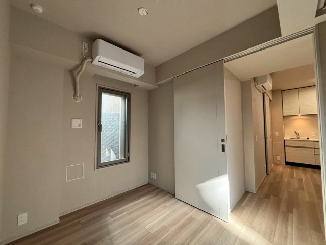 レ・ジェイド松戸の洋室