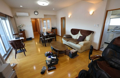 【居間・リビング】 | マンション本郷 6階 4LDK | リビングダイニング13帖