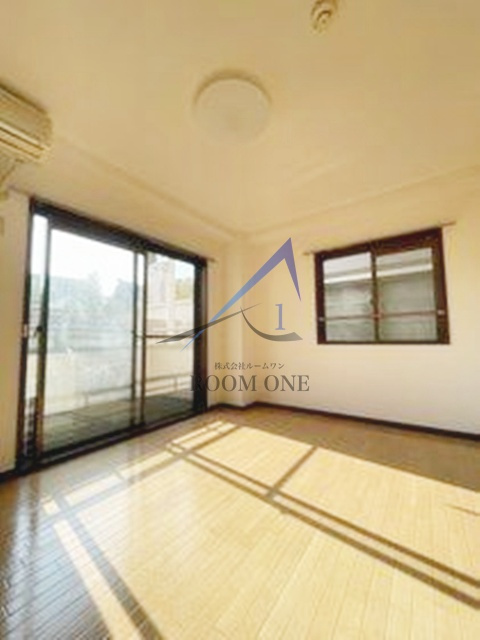 ユーティー大森の居間・リビング|洋室のお部屋です。