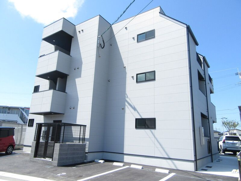 福岡市西区北原２丁目のアパートの外観