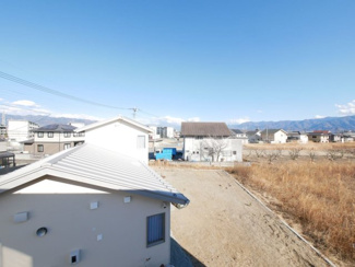 【展望】 | 昭和町築地新居 新築戸建 イオンまで車4分 南側畑で日当良好 | 2階から東側を望む